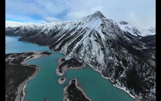 極致獨(dú)特的絕美冰川，絕世秘境薩普神山。