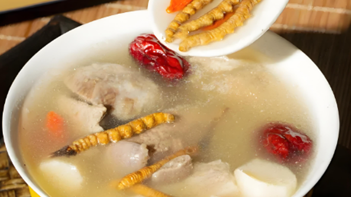 鴨子冬蟲夏草花怎么煲湯？鮮香滋補教程來了