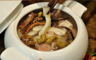 冬蟲夏草怎么熬粥好喝？3 種經(jīng)典做法 + 口感秘訣